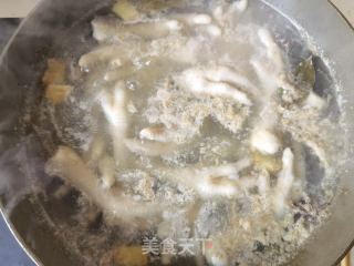 柠檬泡椒脱骨鸡爪的做法步骤：6