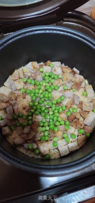 腊肠芋头焖饭的做法步骤：12