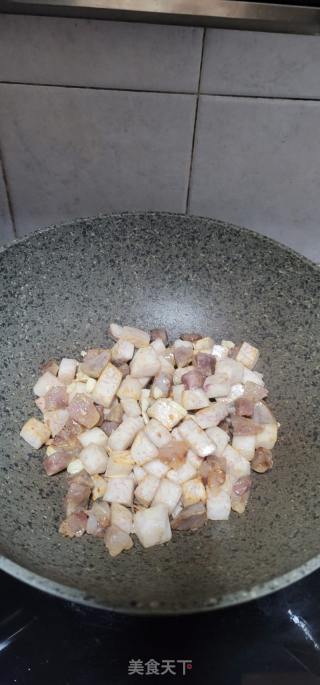 腊肠芋头焖饭的做法步骤：7
