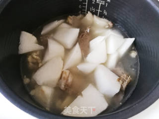 腊排骨炖萝卜的做法步骤：5