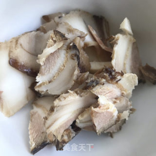 白菜粉条炖腊肉的做法步骤：5