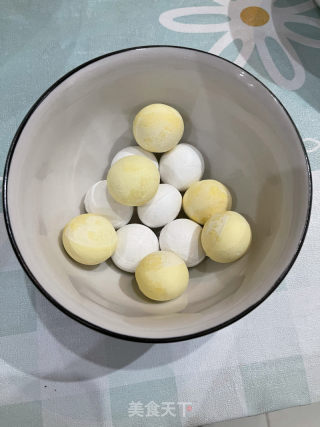 山药鸡蛋汤圆糖水的做法步骤：2