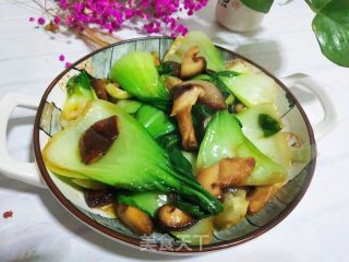 腊肉炒香菇油菜的做法步骤：5