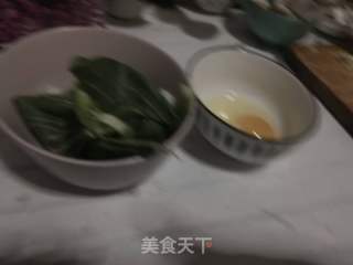 油菜鸡蛋汤的做法步骤：1