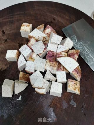 椒盐芋头排骨的做法步骤：2