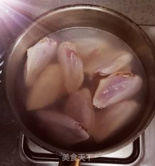 酱烧鸡翅????????????的做法步骤：1