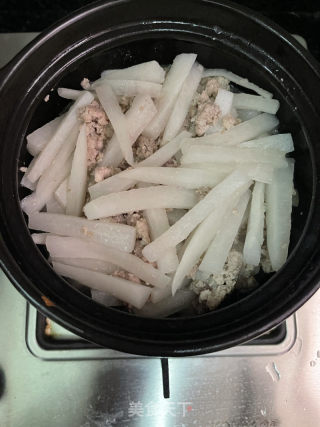 白萝卜肉沫煲的做法步骤：8