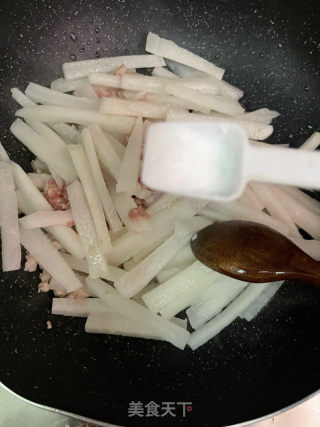 白萝卜肉沫煲的做法步骤：6