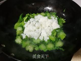 虾仁芥菜炒饭的做法步骤：5