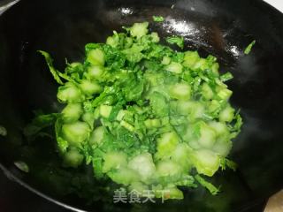虾仁芥菜炒饭的做法步骤：4