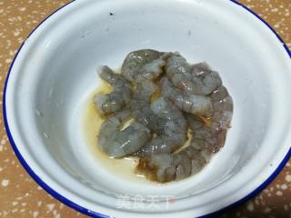 虾仁芥菜炒饭的做法步骤：1