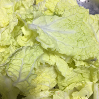 肉丸萝卜白菜汤的做法步骤：3