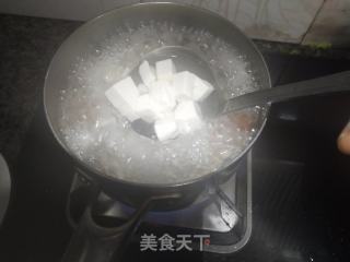 山药虾仁豆腐汤的做法步骤：6