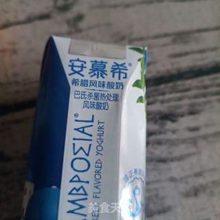 燕麦水果酸奶杯的做法步骤：2