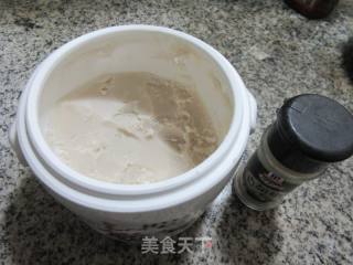 裙带菜鱼子蛋鸡蛋面的做法步骤：2