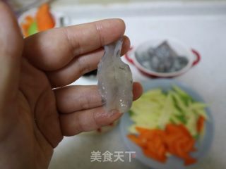 年夜饭五彩虾仁❗️宴客菜时蔬烧虾仁❤️家常小炒的做法步骤：2
