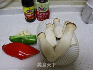 蚝油杏鲍菇的做法步骤：1