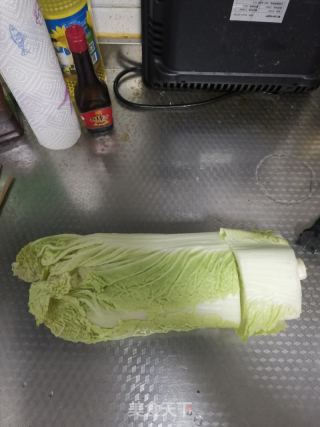 白菜炒粉条的做法步骤：1
