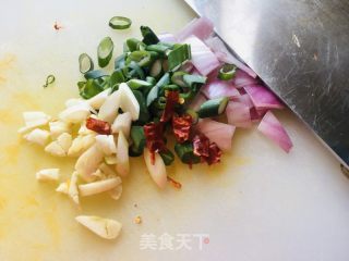 南瓜柳叶面的做法步骤：3