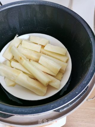 蒸甘蔗的做法步骤：2