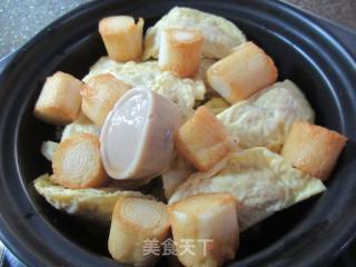 花菜干贝烧蛋饺煲的做法步骤：5