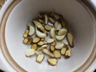 五花肉香芋煲的做法步骤：6