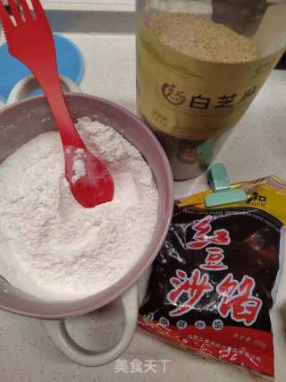 糯米豆沙饼的做法步骤：2
