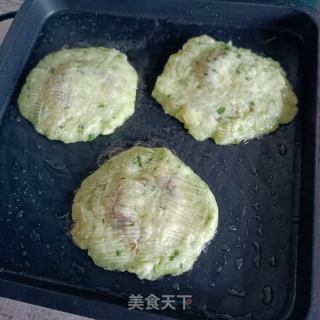 土豆虾仁软饼的做法步骤：20