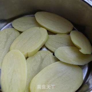 土豆虾仁软饼的做法步骤：3
