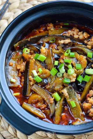 鱼香茄子煲的做法步骤：9