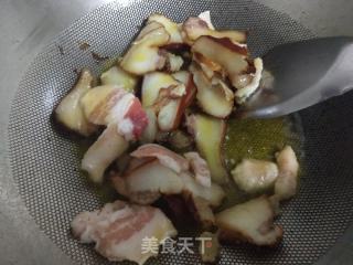 腊肉豆角焖面的做法步骤：2
