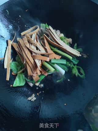 肉炒香干的做法步骤：8