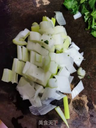 牛肉丸鸡蛋菜汤的做法步骤：5