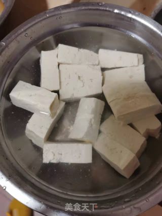 牛肉丸鸡蛋菜汤的做法步骤：2