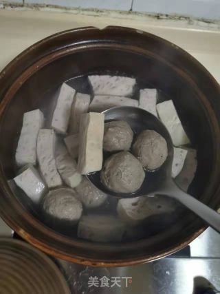 牛肉丸鸡蛋菜汤的做法步骤：1