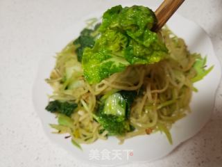 黄心菜炒白萝卜丝的做法步骤：7