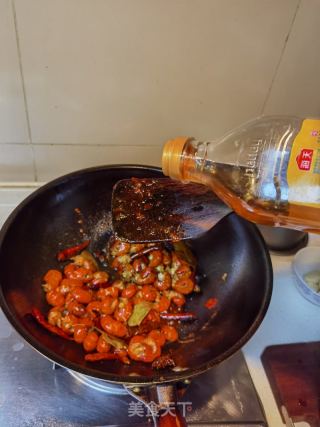 麻辣龙虾尾的做法步骤：9