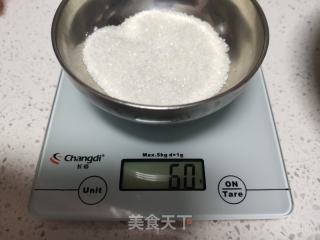 十寸葡萄干蔓越莓戚风蛋糕的做法步骤：5