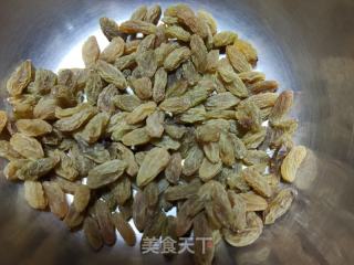 十寸葡萄干蔓越莓戚风蛋糕的做法步骤：4