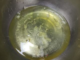 十寸葡萄干蔓越莓戚风蛋糕的做法步骤：3