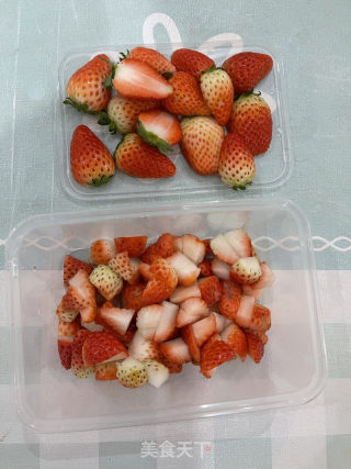 草莓炸蛋蛋糕的做法步骤：2