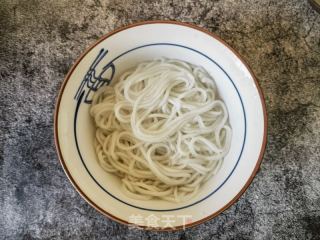 牛肉汤土豆粉的做法步骤：6