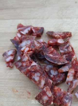 “腊味”煎辣肠芋头糕的做法步骤：6
