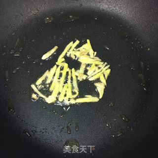 五花肉炒白菜的做法步骤：3