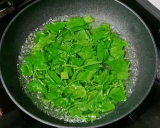 芹菜芝麻鸡蛋饼的做法步骤：1