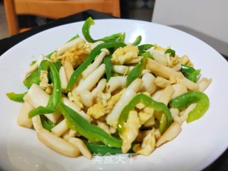 青椒白玉菇炒鸡蛋的做法步骤：13
