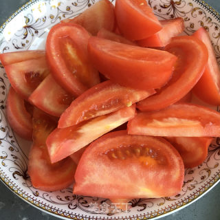 西红柿炒鸡蛋的做法步骤：2