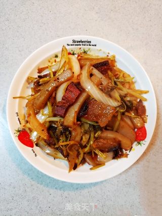 浆水魔芋炒腊肉的做法步骤：7