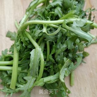 茼蒿芋头豆浆的做法步骤：3
