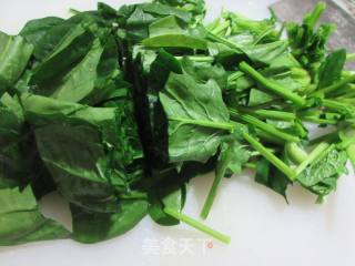 千张炒菠菜的做法步骤：3